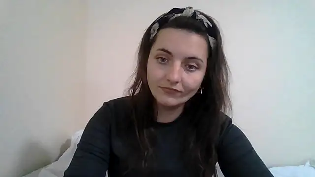 Snapshot of DInaraXRose chatting on 10.09.25 DInaraXRose online show from 10.09.25