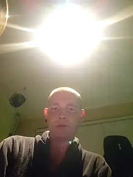 piercingpik online show from 06.11.26