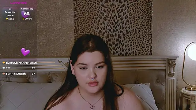 EmilyHyde online show from 10.22.25