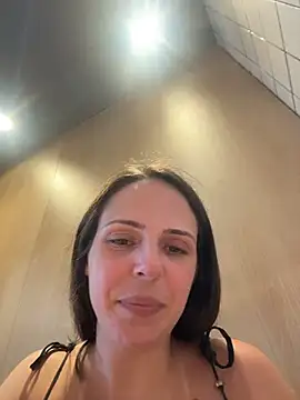 Lady LauraRose online show from 02.20.26