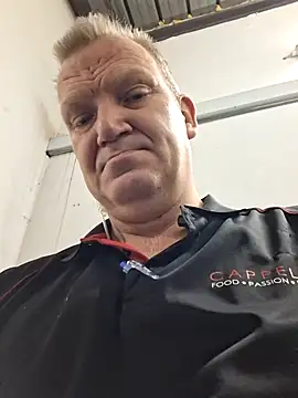 wallacelegend online show from 08.02.26