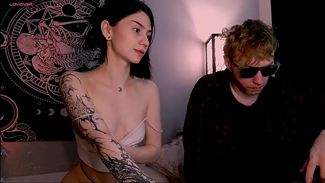 Snapshot of poisondevotion chatting on 01.11.26 poisondevotion online show from 01.11.26