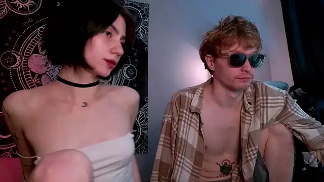 Snapshot of poisondevotion chatting on 02.27.26 poisondevotion online show from 02.27.26