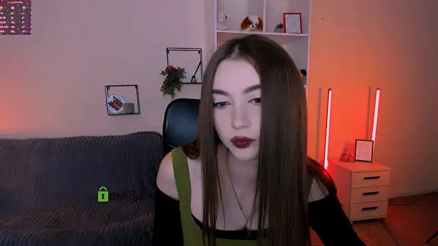 Snapshot of barbara_crazy chatting on 10.04.25 barbara crazy online show from 10.04.25