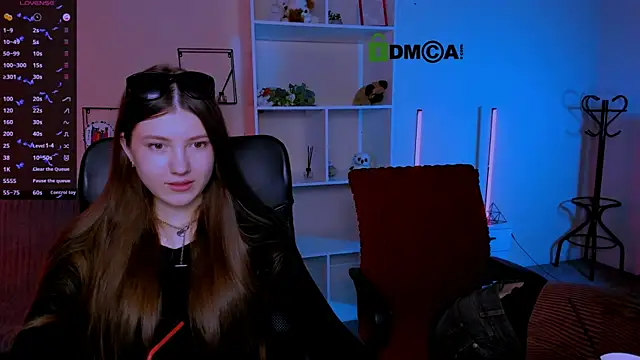 Snapshot of barbara_crazy chatting on 10.12.25 barbara crazy online show from 10.12.25