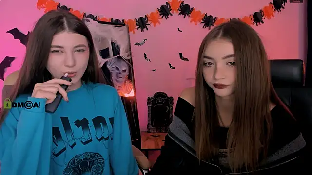 Snapshot of barbara_crazy chatting on 10.28.25 barbara crazy online show from 10.28.25