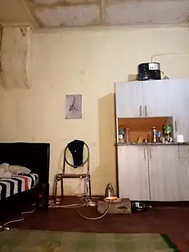 RFeltomWhitJ online show from 10.23.25