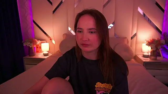 Snapshot of SofieBloom chatting on 05.19.26 SofieBloom online show from 05.19.26