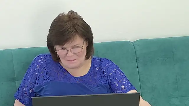 Sandra Sunrise online show from 11.22.25