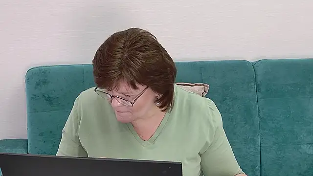 Sandra Sunrise online show from 02.24.26