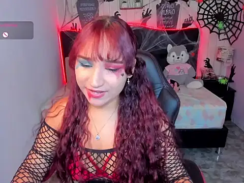 salome rojas  online show from 10.15.25