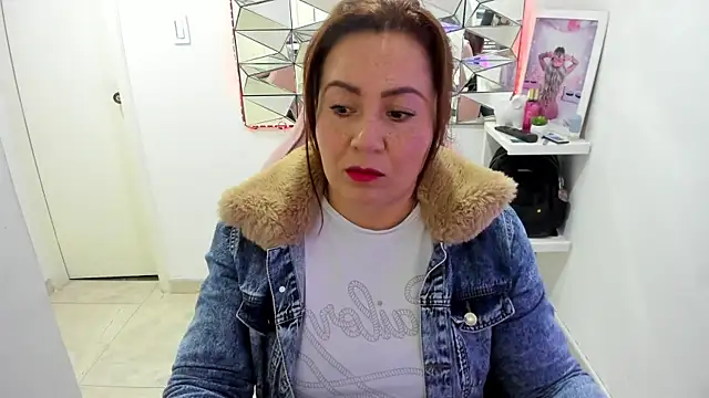 camixxx m online show from 08.06.26
