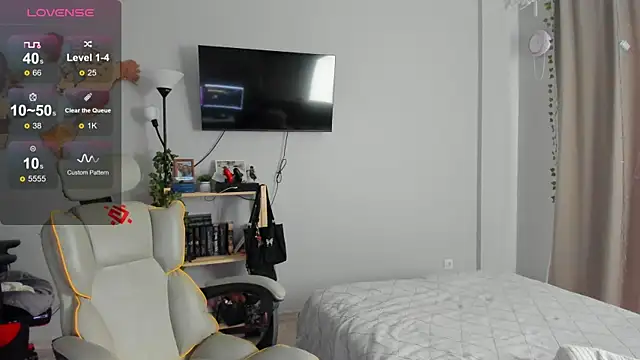 Snapshot of wwow_meow chatting on 04.02.26 wwow meow online show from 04.02.26