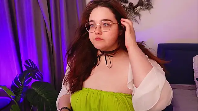 Snapshot of Neko_Moor chatting on 12.04.25 Neko Moor online show from 12.04.25