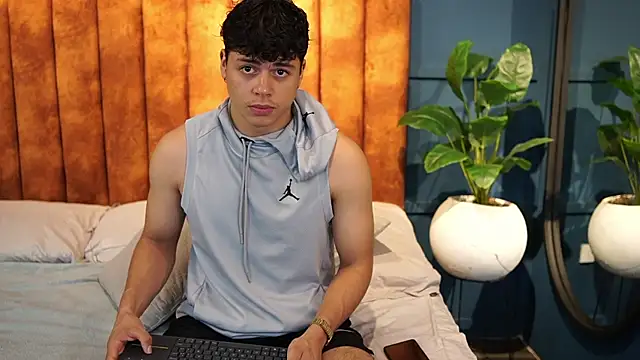 Ethan occonor online show from 09.15.25