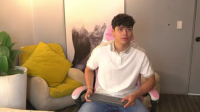 Ethan occonor online show from 09.18.25