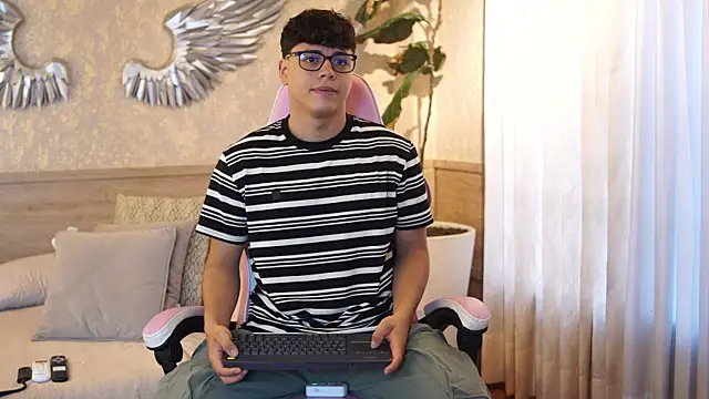 Ethan occonor online show from 12.03.25