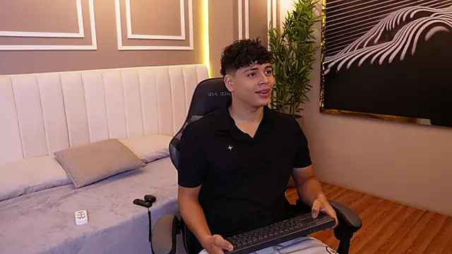 Ethan occonor online show from 03.05.26