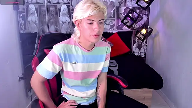 Snapshot of Enrrixxx_ chatting on 01.09.26 Enrrixxx online show from 01.09.26