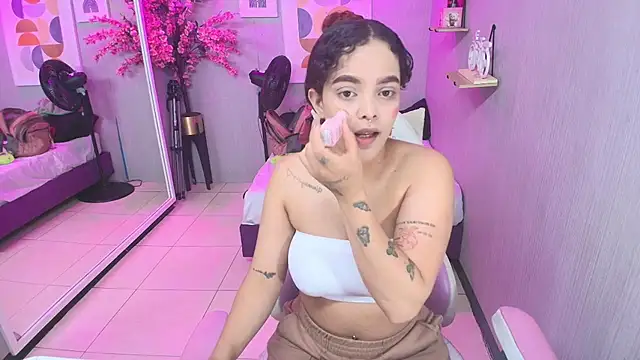 Maggy t18 online show from 05.21.26