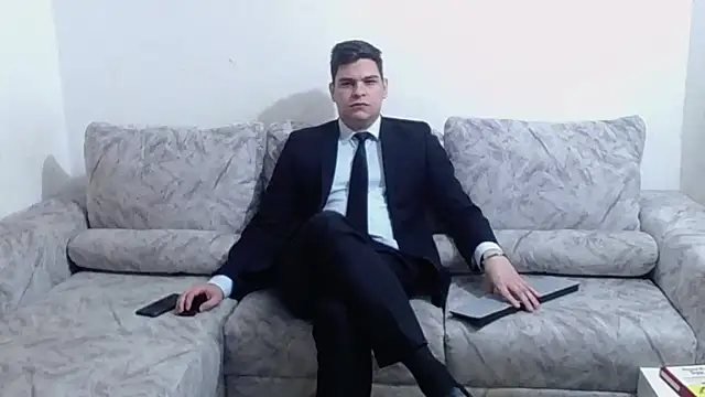 Victor Maitland online show from 01.18.26