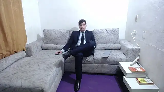 Victor Maitland online show from 04.21.26