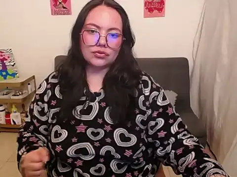 maily888  online show from 12.02.25