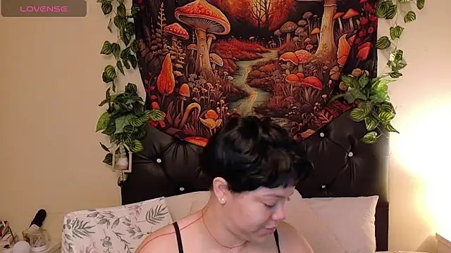 Amanda sweet online show from 09.16.25