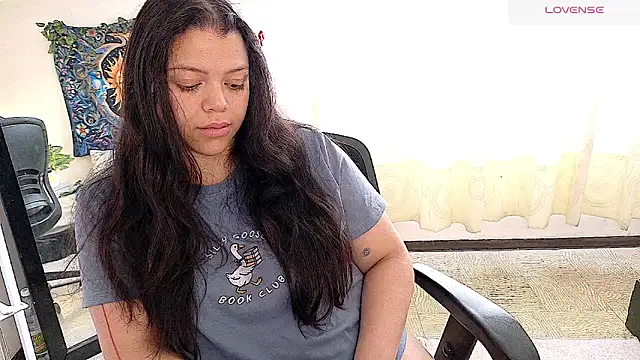 Snapshot of Amanda_sweet chatting on 05.11.26 Amanda sweet online show from 05.11.26
