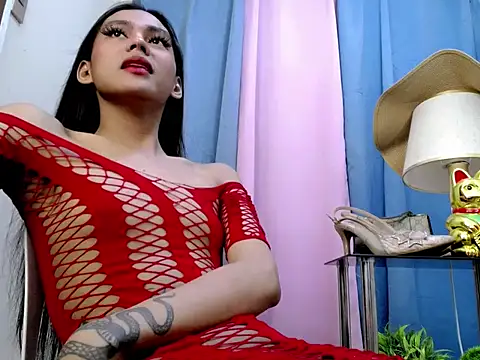 Snapshot of Ur_latinahotpaprika chatting on 05.04.26 Ur latinahotpaprika online show from 05.04.26