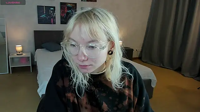 Snapshot of tattoo_art_baby chatting on 12.04.25 tattoo art baby online show from 12.04.25