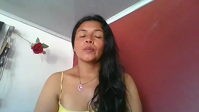 DianaOchoa  online show from 04.03.26