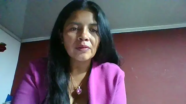 DianaOchoa  online show from 04.06.26