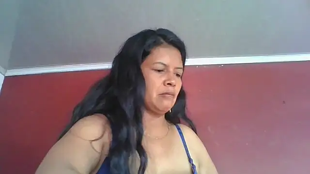 Snapshot of DianaOchoa_ chatting on 06.02.26 DianaOchoa online show from 06.02.26