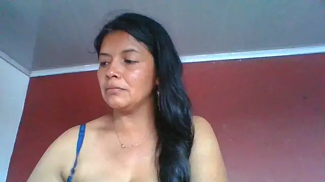 Snapshot of DianaOchoa_ chatting on 06.11.26 DianaOchoa online show from 06.11.26