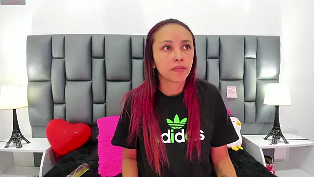 valeriasweet  online show from 09.21.25