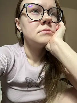 Snapshot of _CherryBloom_ chatting on 02.27.26 CherryBloom online show from 02.27.26