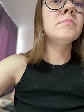 Snapshot of _CherryBloom_ chatting on 03.07.26 CherryBloom online show from 03.07.26