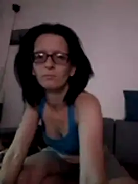 Snapshot of Hornybunny2025 chatting on 05.30.26 Hornybunny2025 online show from 05.30.26