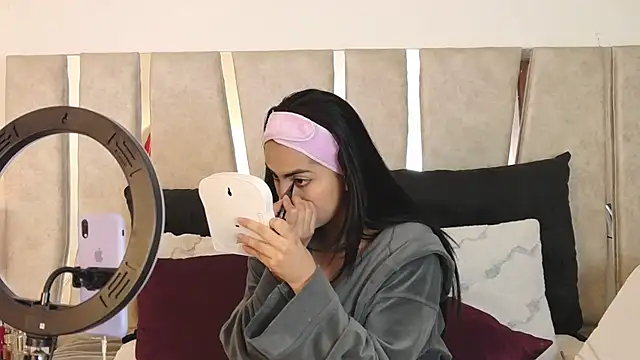 Snapshot of CamiJone chatting on 02.21.26 CamiJone online show from 02.21.26