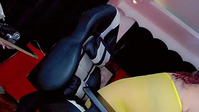 Yareth Rouss  online show from 03.01.26