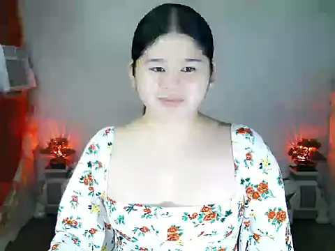 Snapshot of skinnygirl_69 chatting on 09.19.25 skinnygirl 69 online show from 09.19.25