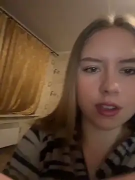 Snapshot of Tomyris_yuki chatting on 02.13.26 Tomyris yuki online show from 02.13.26