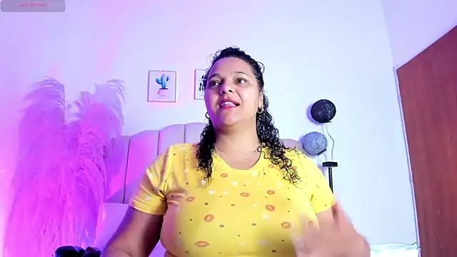 Snapshot of _aithanaa_ chatting on 03.29.26 aithanaa online show from 03.29.26