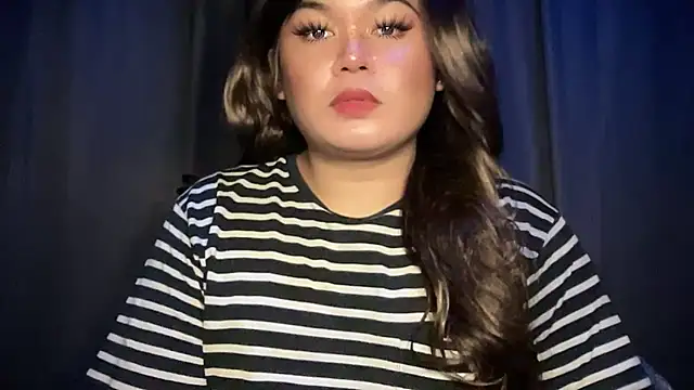 Snapshot of RedHead_Thalia chatting on 09.09.25 RedHead Thalia online show from 09.09.25