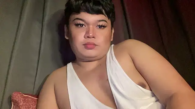 Snapshot of RedHead_Thalia chatting on 01.18.26 RedHead Thalia online show from 01.18.26