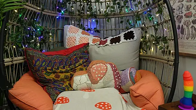 bendingofwillow online show from 11.24.25