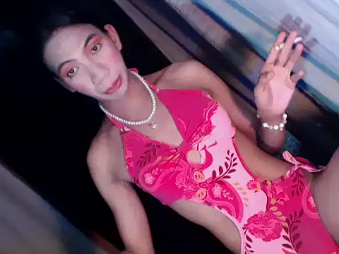 Snapshot of xyourdreamtrans chatting on 10.09.25 xyourdreamtrans online show from 10.09.25