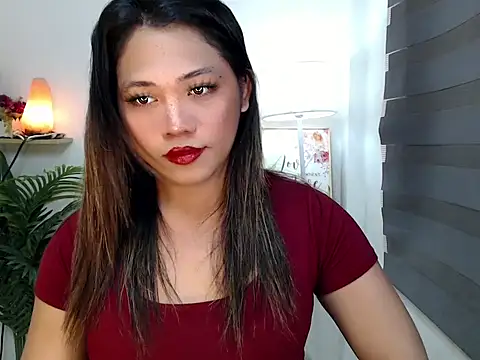 Snapshot of scarlett_brownx69 chatting on 11.20.25 scarlett brownx69 online show from 11.20.25