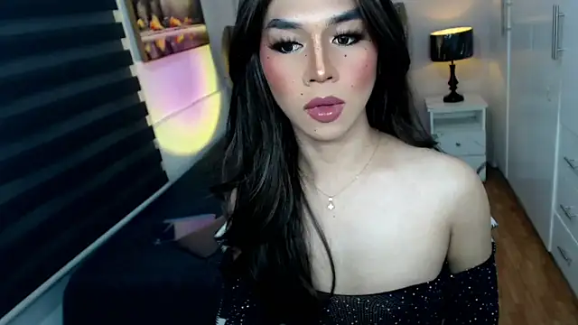 Snapshot of solana_imani chatting on 09.20.25 solana imani online show from 09.20.25